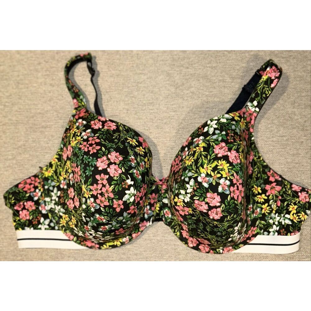 Cacique lightly lined full coverage bra size 50C